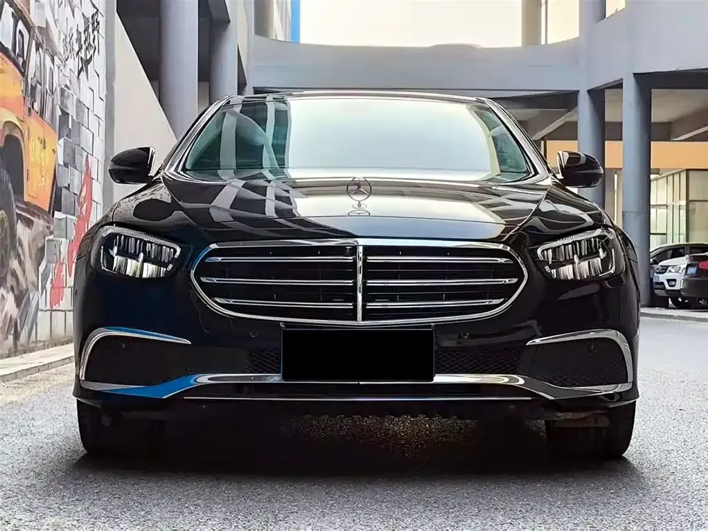 Mercedes-Benz E-Class 2023 из CN, фото 2