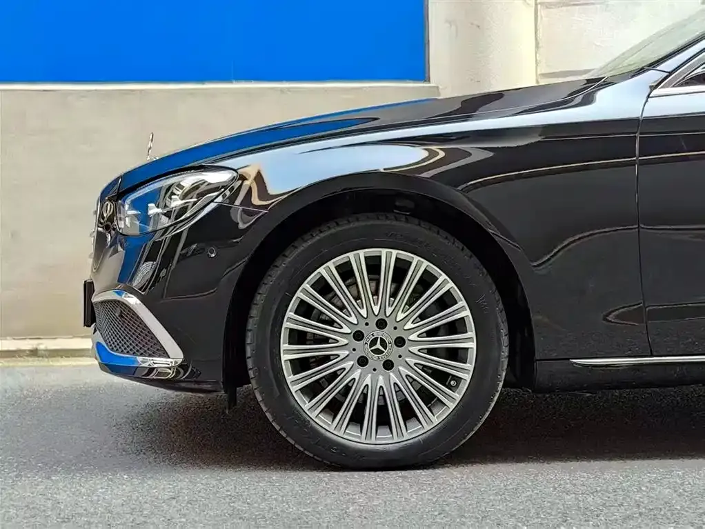 Mercedes-Benz E-Class 2023 из CN, фото 6