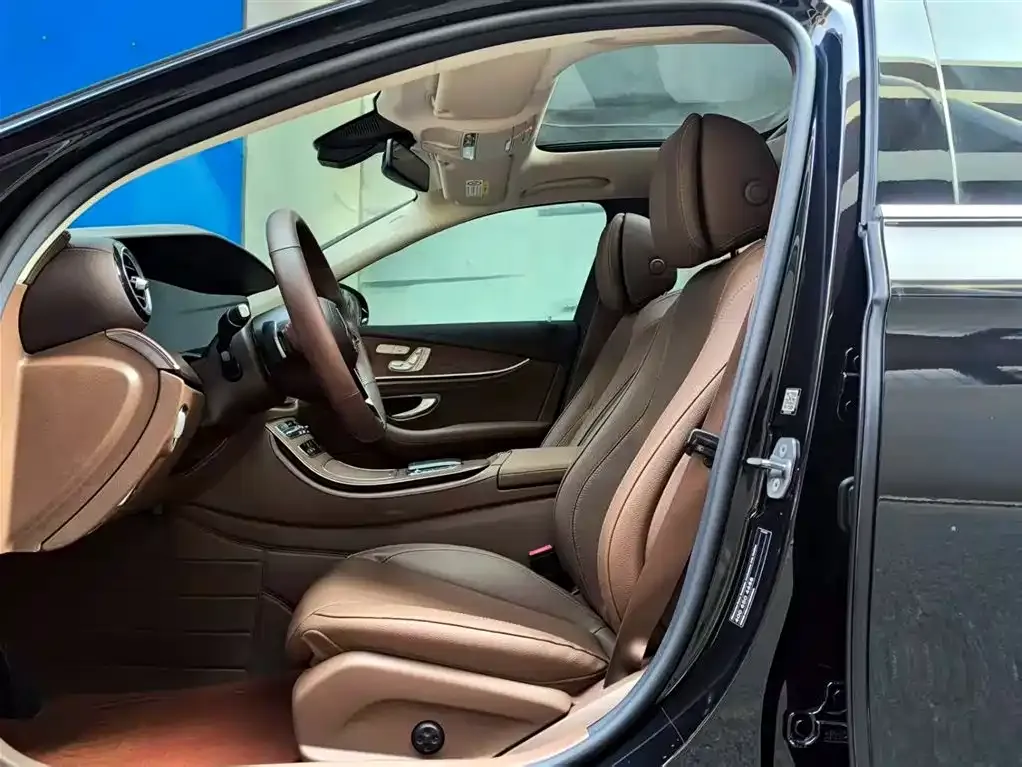 Mercedes-Benz E-Class 2023 из CN, фото 9
