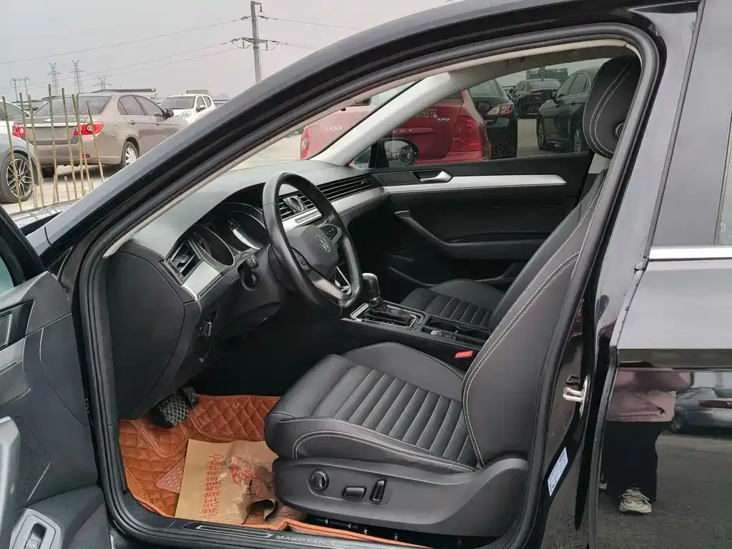 Volkswagen Magotan 2021 из CN, фото 4