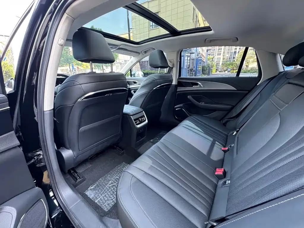 Hongqi H5 2024 из CN, фото 10