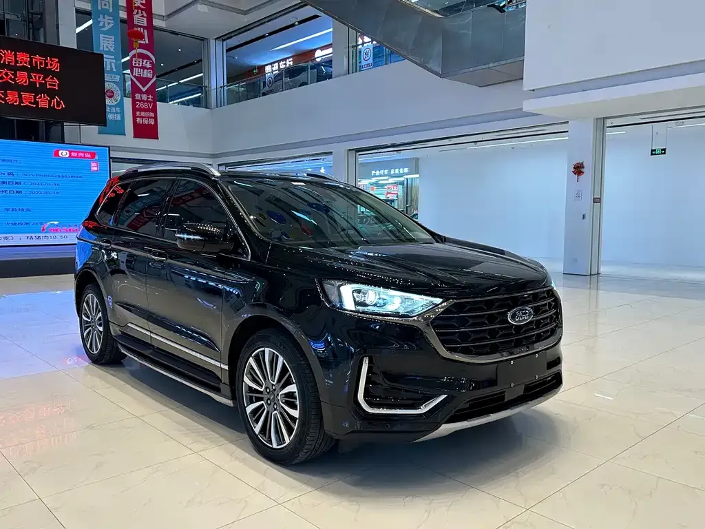 Ford Edge 2022 из CN, фото 2