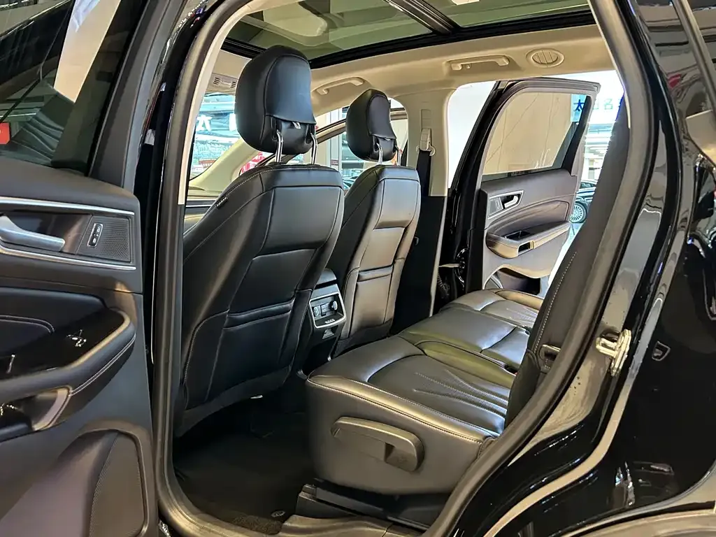 Ford Edge 2022 из CN, фото 8