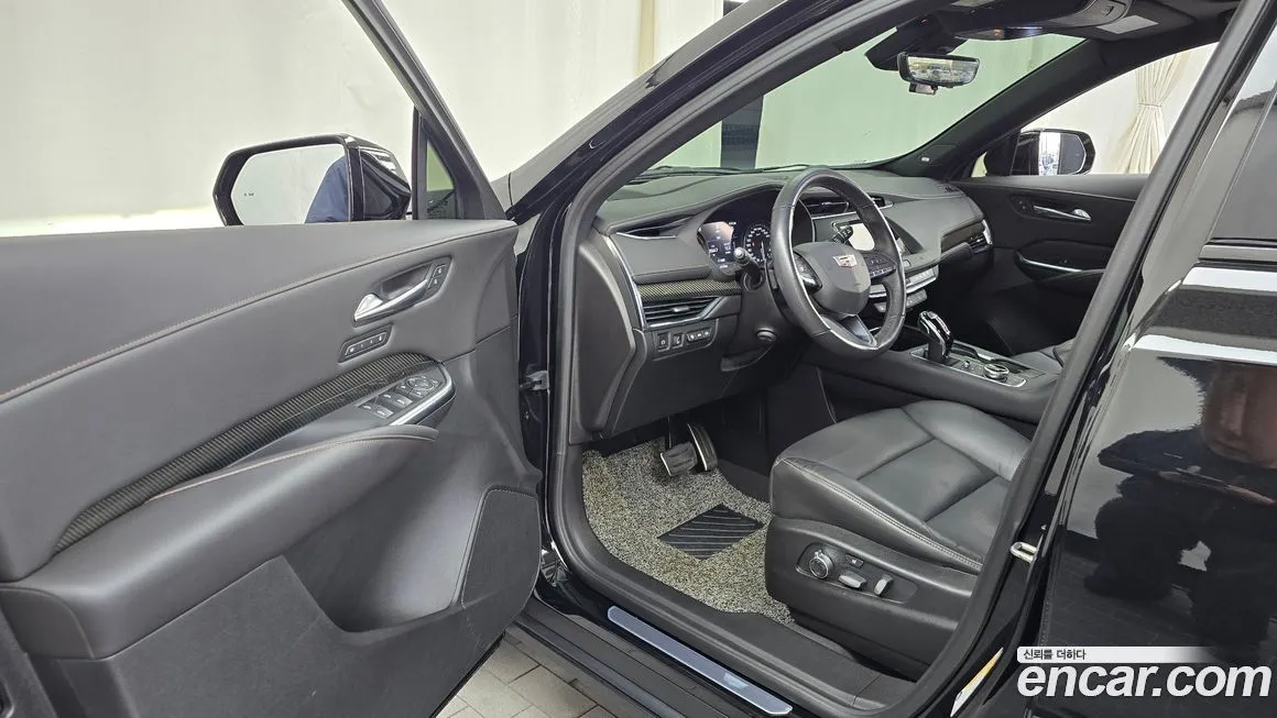 Cadillac XT4 2021 из KR, фото 10