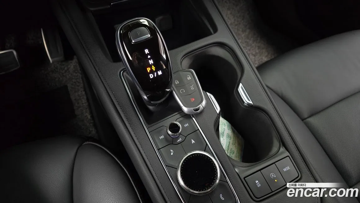 Cadillac XT4 2021 из KR, фото 9