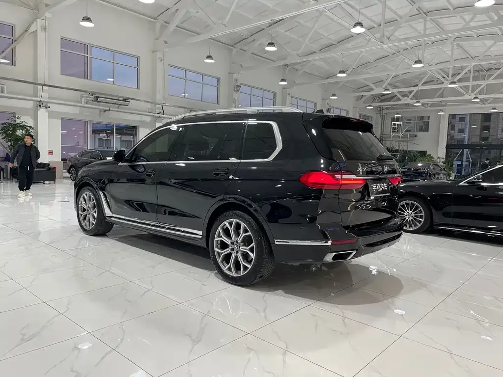 BMW X7 2021 из CN, фото 4