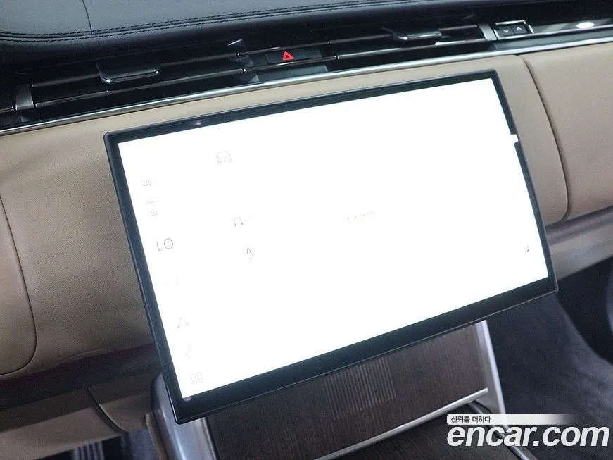 Land Rover Range Rover 2024 из KR, фото 8