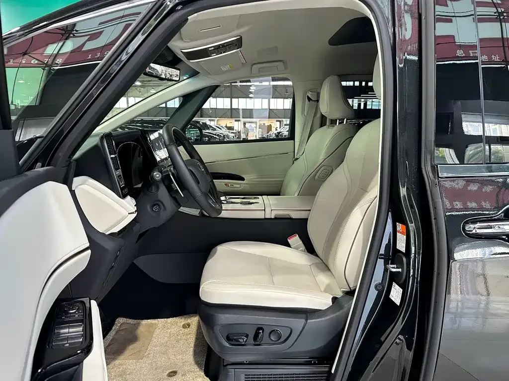 Lexus LM 2025 из CN, фото 8