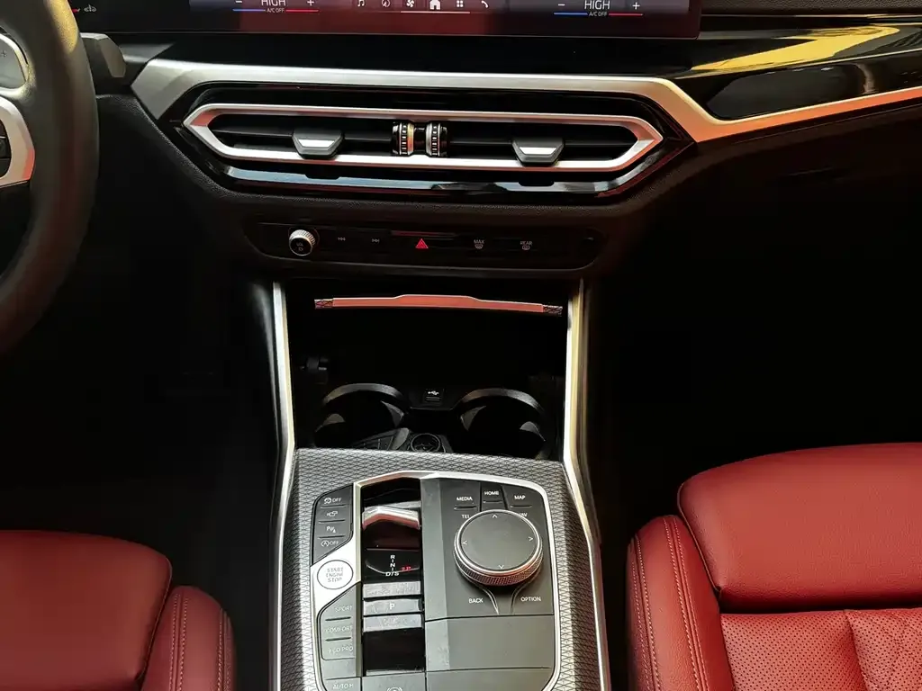 BMW 3 Series 2024 из CN, фото 6