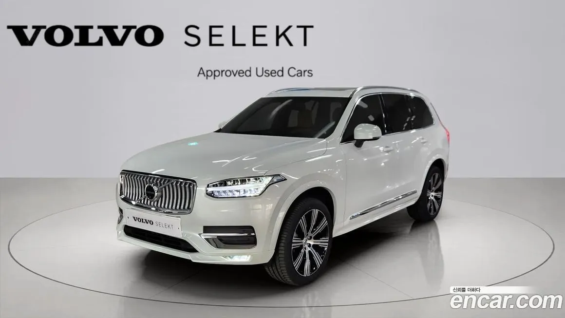 Volvo XC90 — фото 1