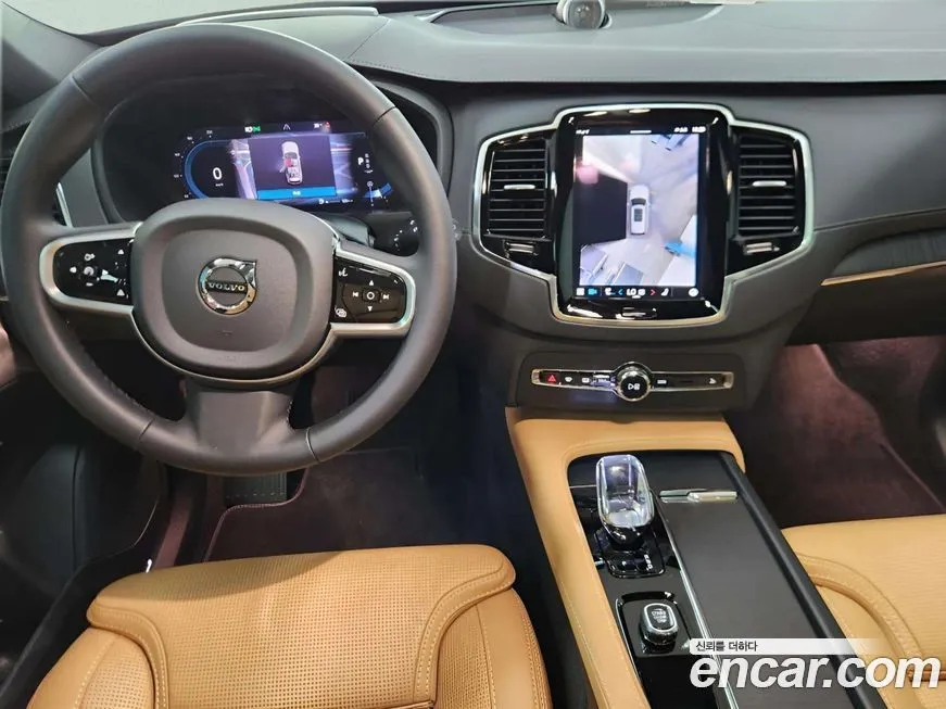 Volvo XC90 — фото 10