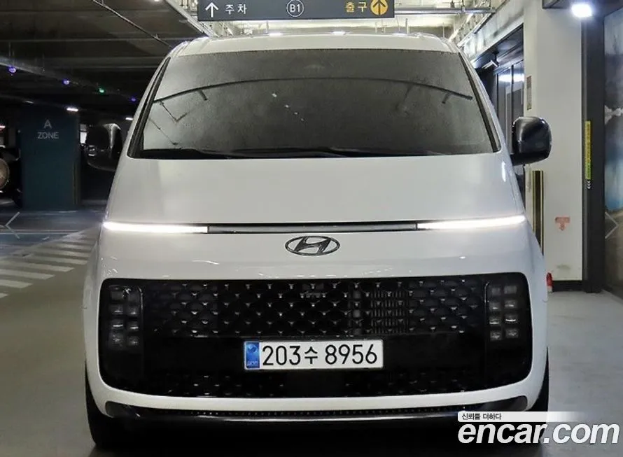 Hyundai Staria — фото 2