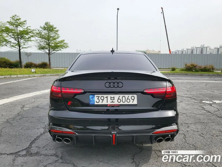 Audi S4 2023 из KR, фото 4