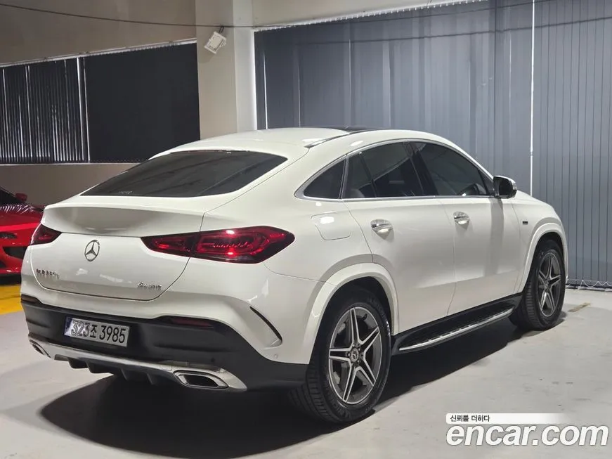 Mercedes-Benz GLE-Class — фото 6
