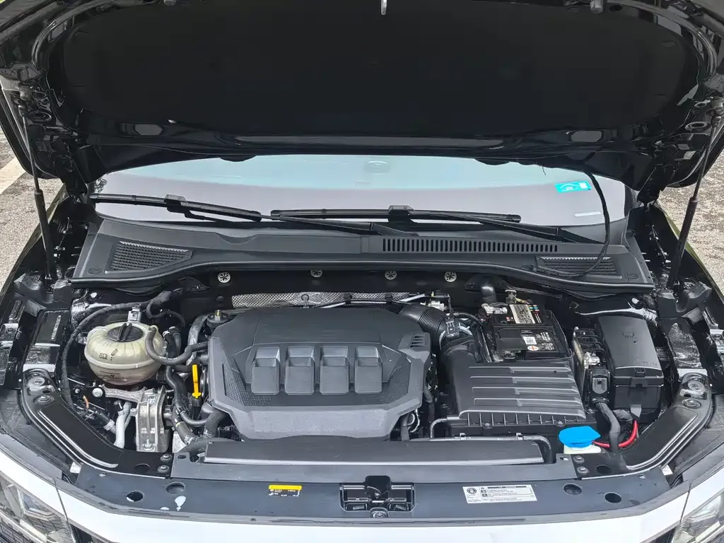 Volkswagen Passat 2021 из CN, фото 8