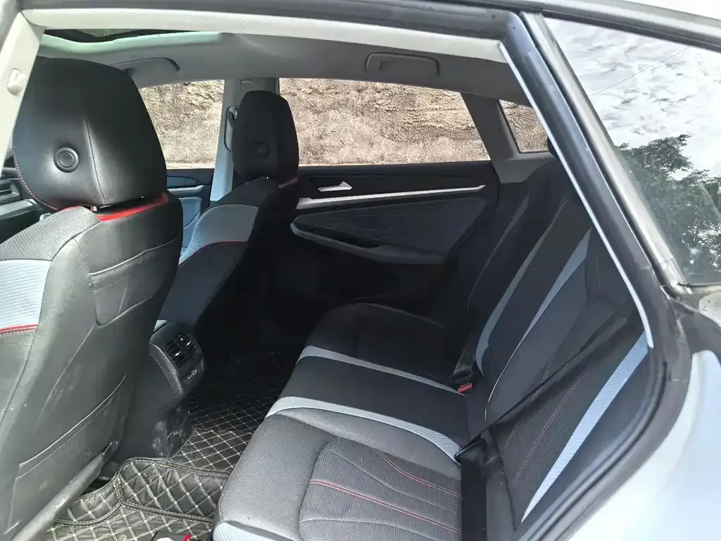 Volkswagen Lamando 2024 из CN, фото 6
