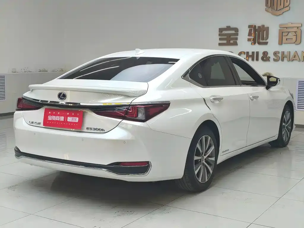 Lexus ES 2021 из CN, фото 4