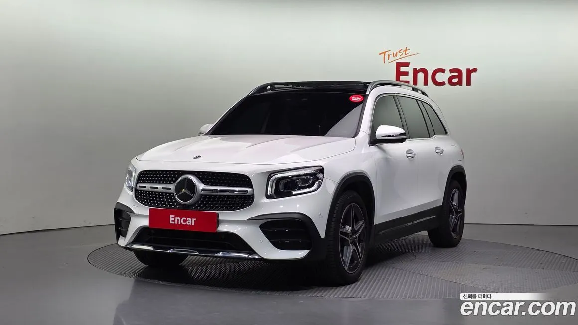 Mercedes-Benz GLB-Class — фото 1