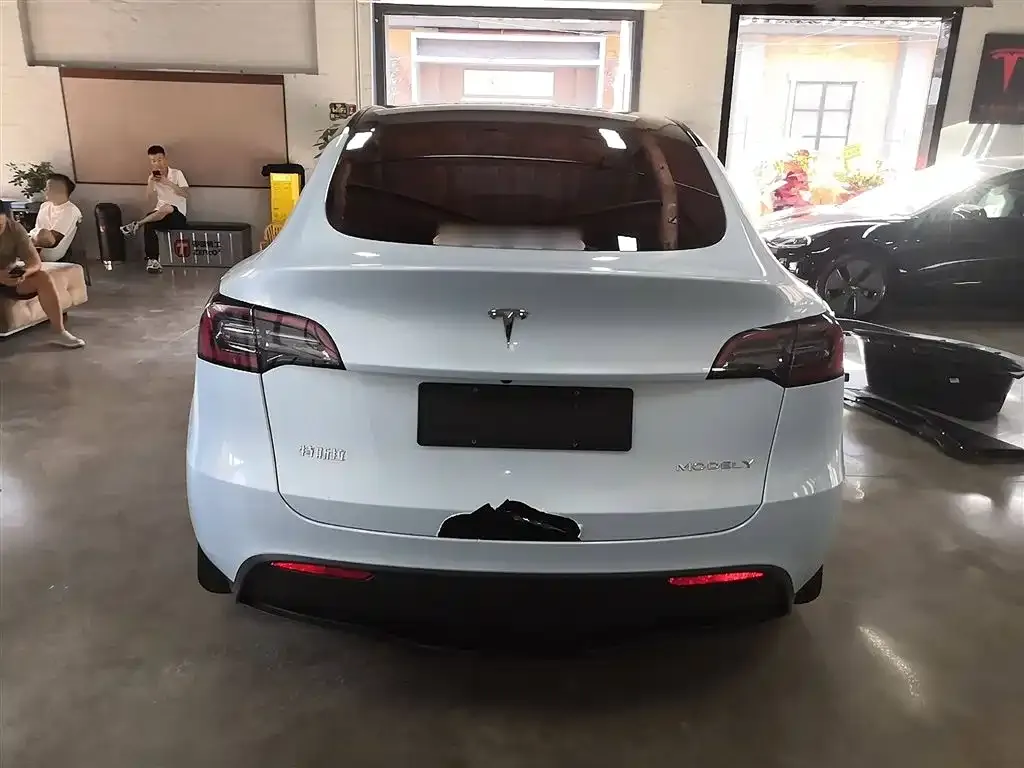 Tesla Model Y 2023 из CN, фото 6