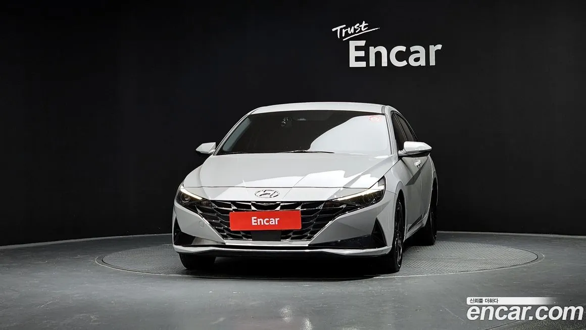Hyundai AVANTE — фото 3