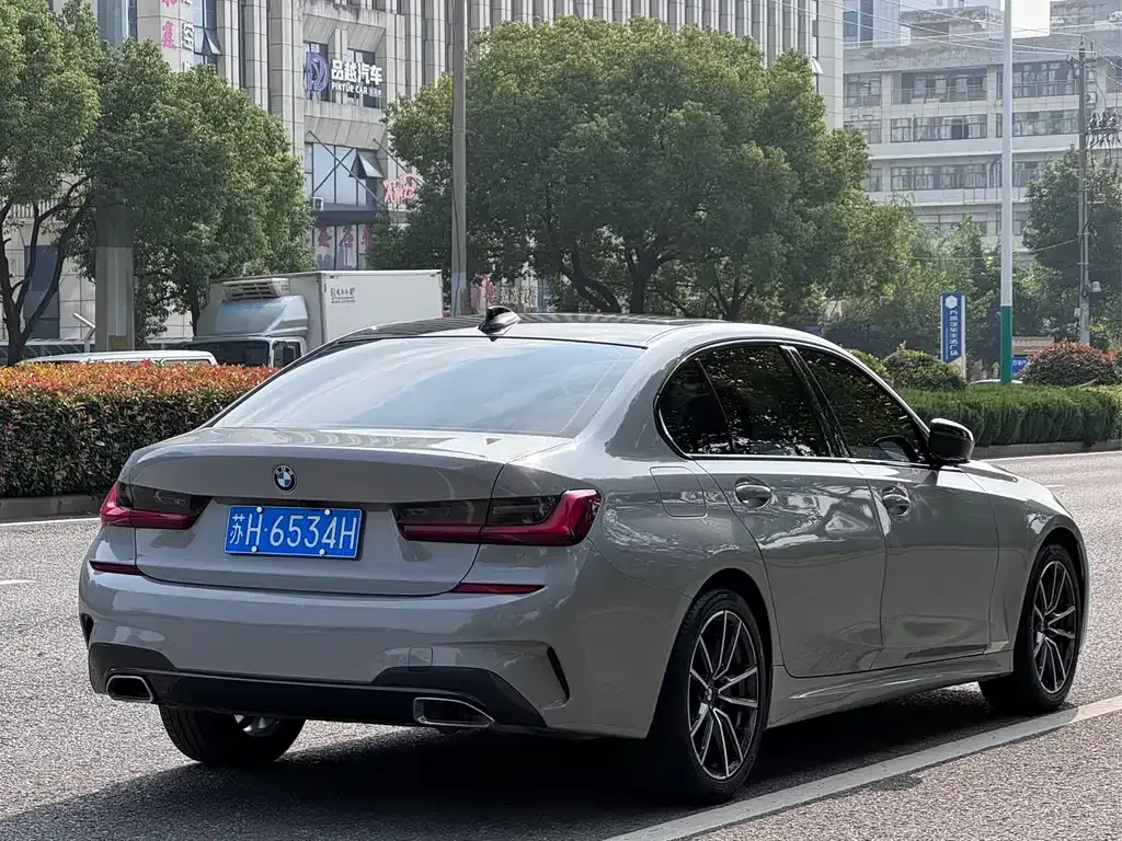 BMW 3 Series 2022 из CN, фото 6