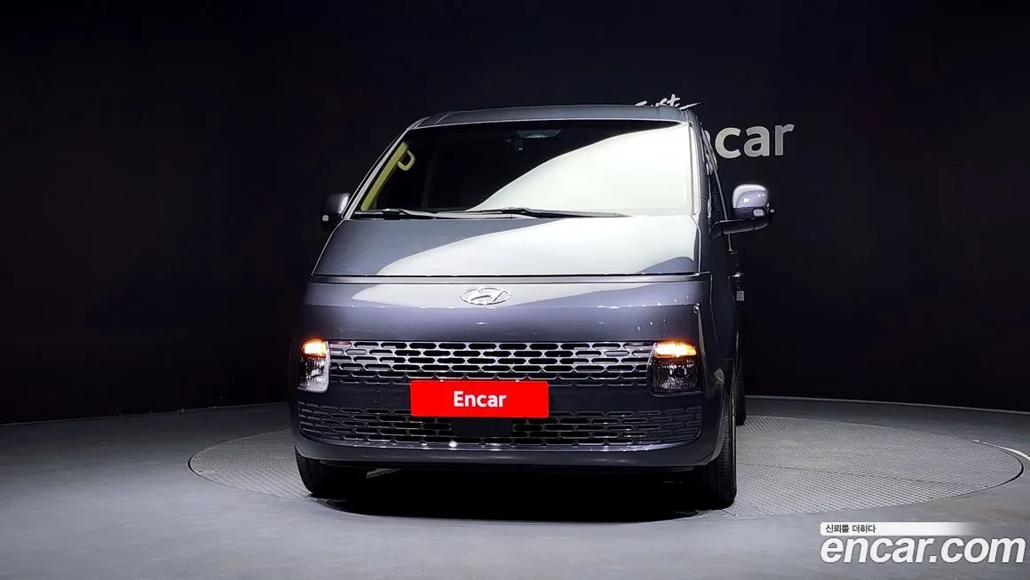 Hyundai Staria — фото 3