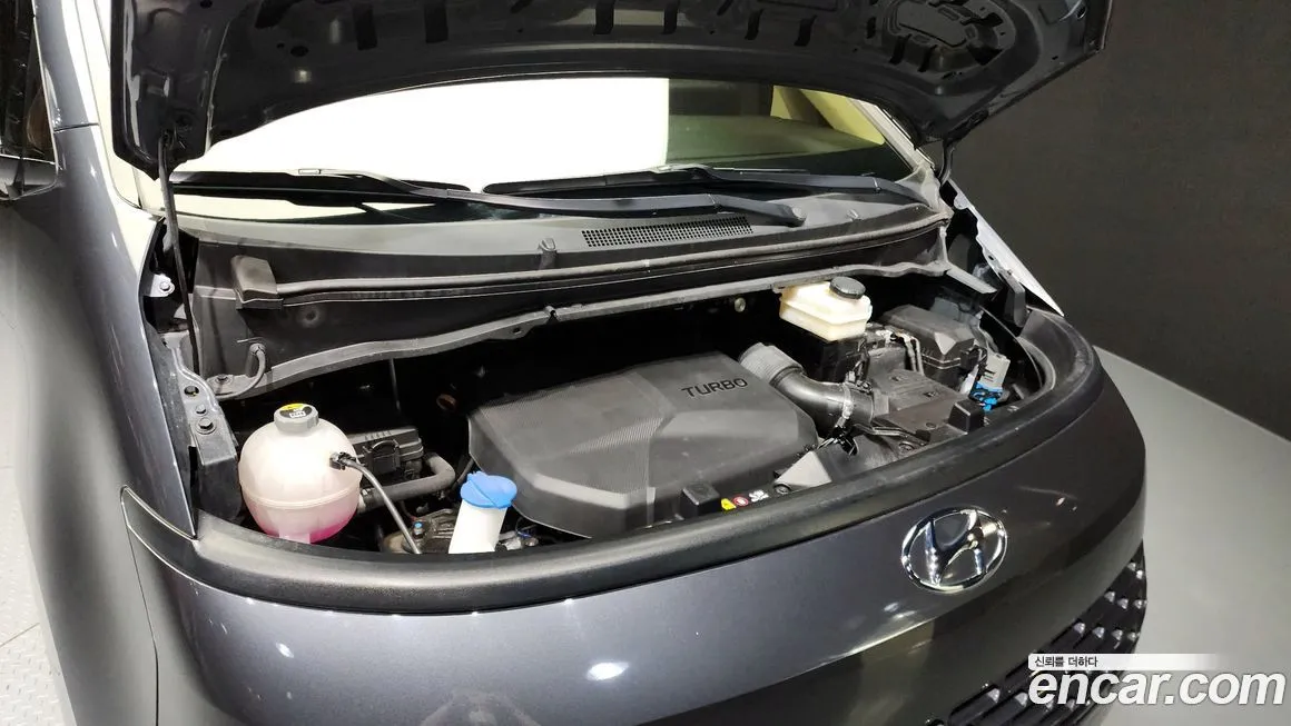 Hyundai Staria — фото 6