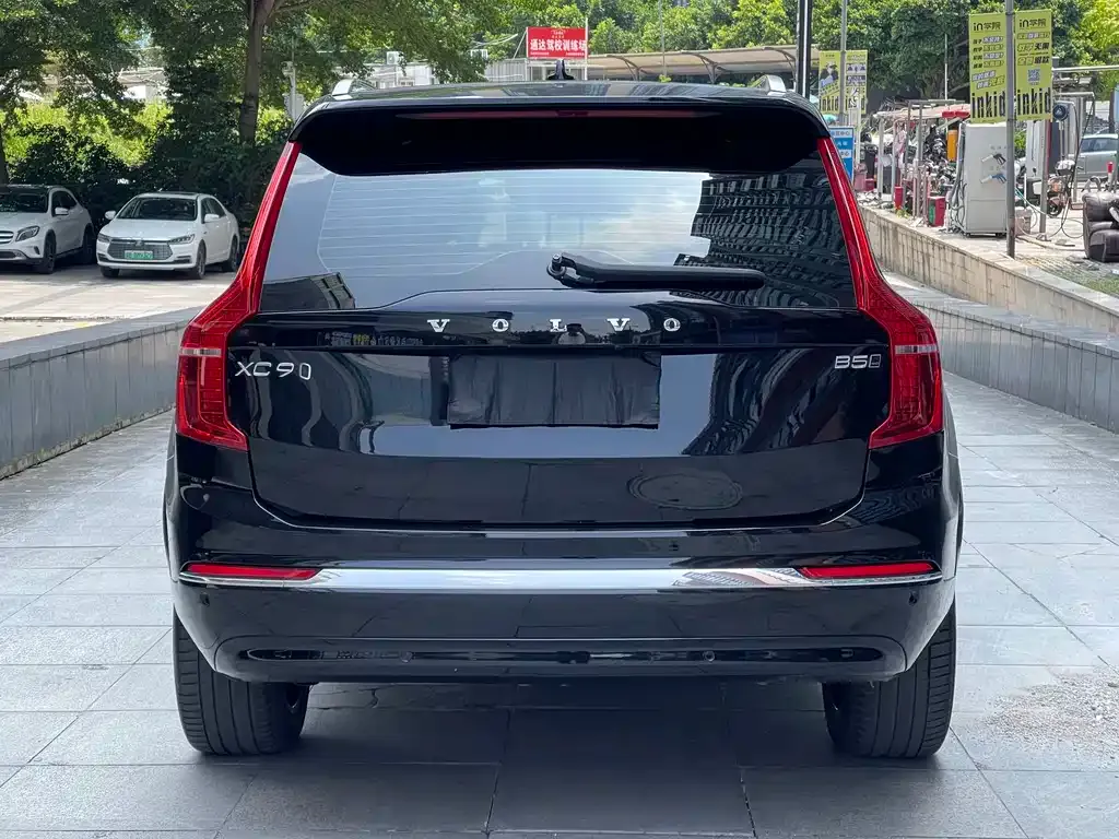 Volvo XC90 — фото 9