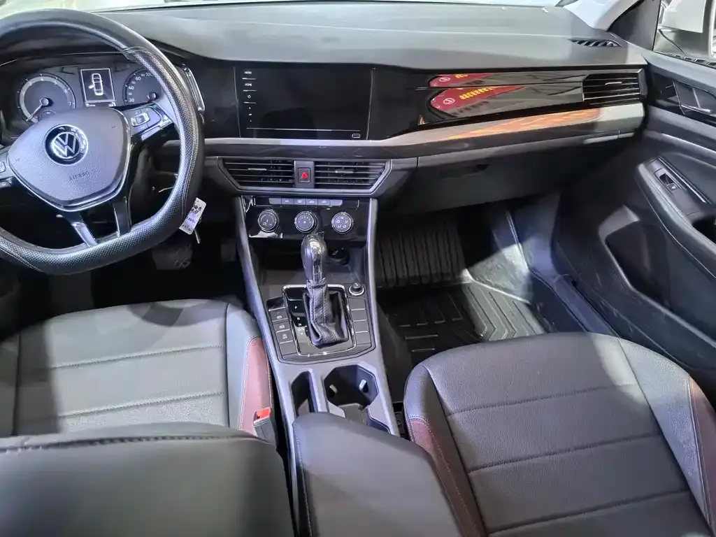 Volkswagen Bora 2022 из CN, фото 8