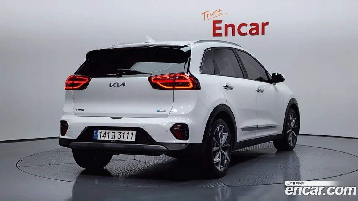 Kia Niro — фото 2