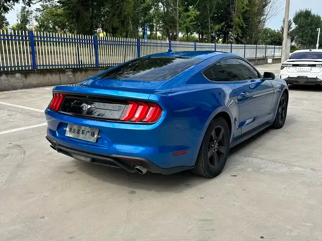 Ford Mustang 2022 из CN, фото 5