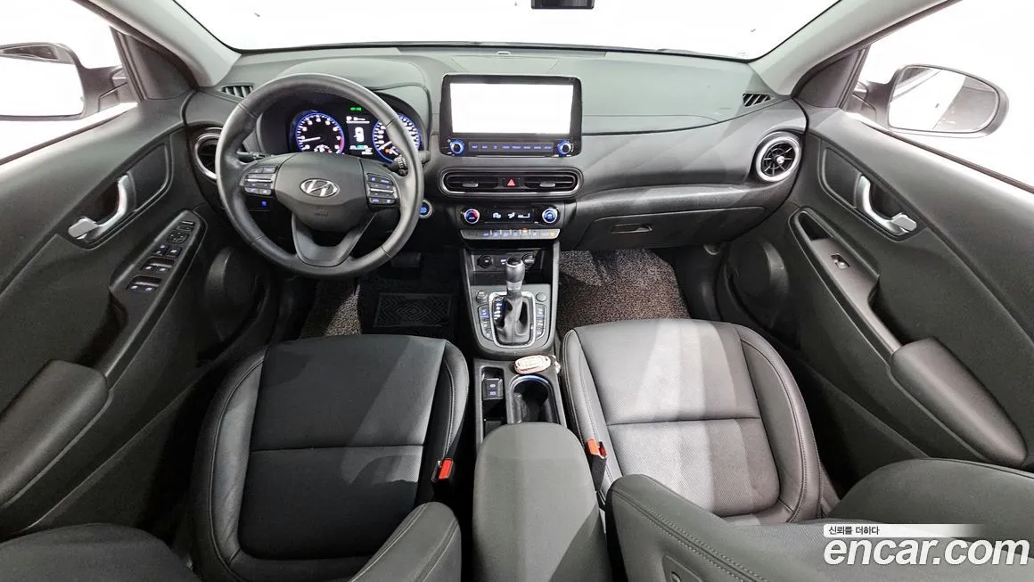 Hyundai Kona — фото 7
