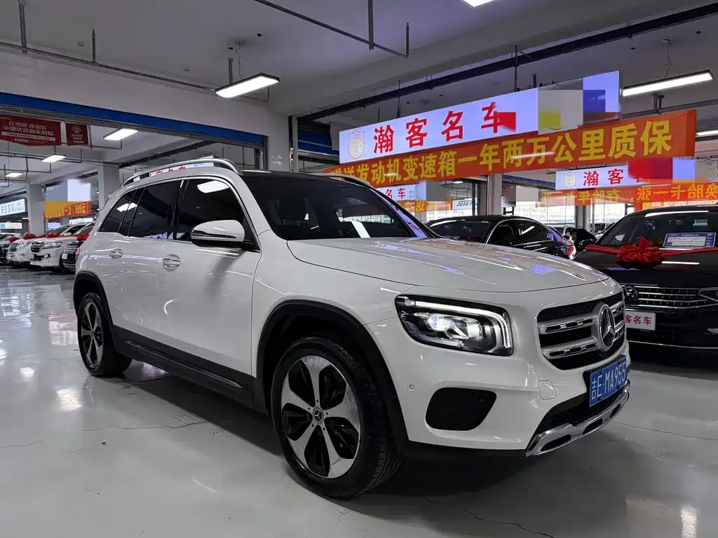 Mercedes-Benz GLB — фото 3
