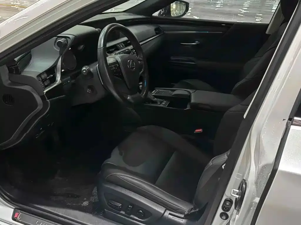 Lexus ES 2021 из CN, фото 5