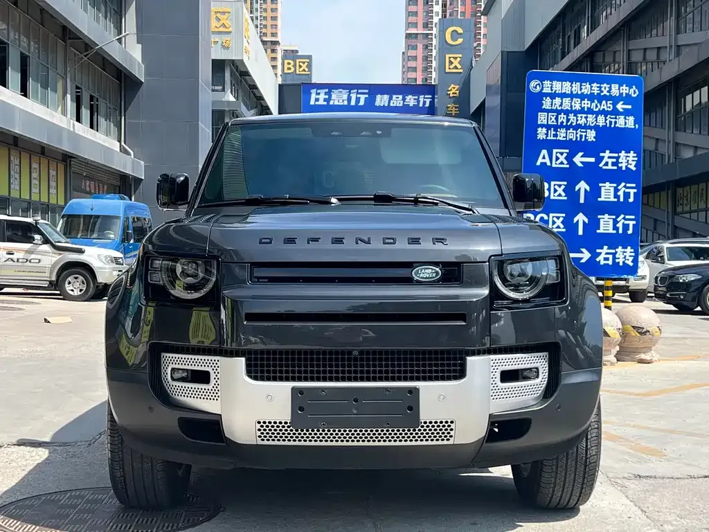 Land Rover Defender — фото 2