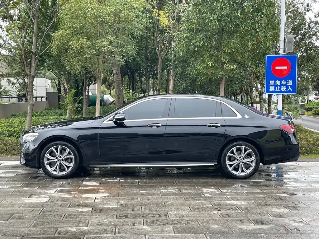 Mercedes-Benz E-Class 2022 из CN, фото 7