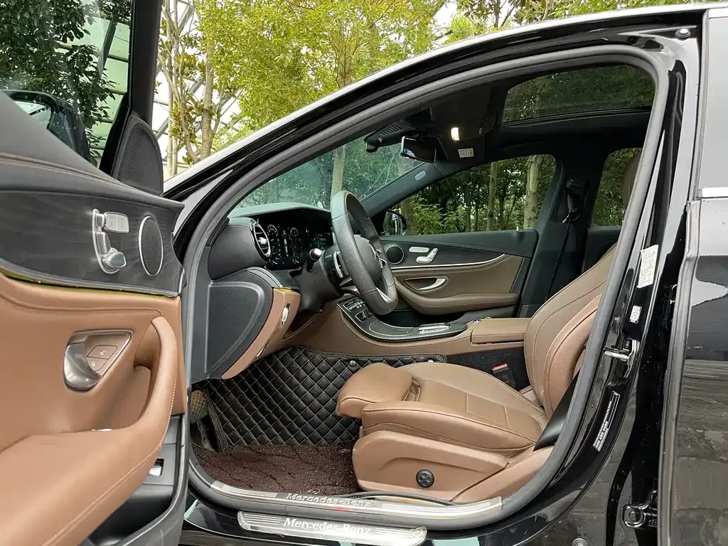 Mercedes-Benz E-Class 2022 из CN, фото 8