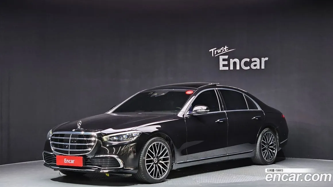 Mercedes-Benz S-Class — фото 1