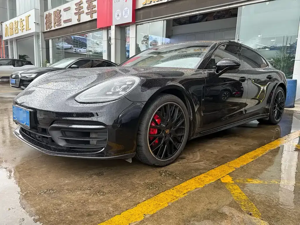 Porsche Panamera 2023 из CN, фото 1
