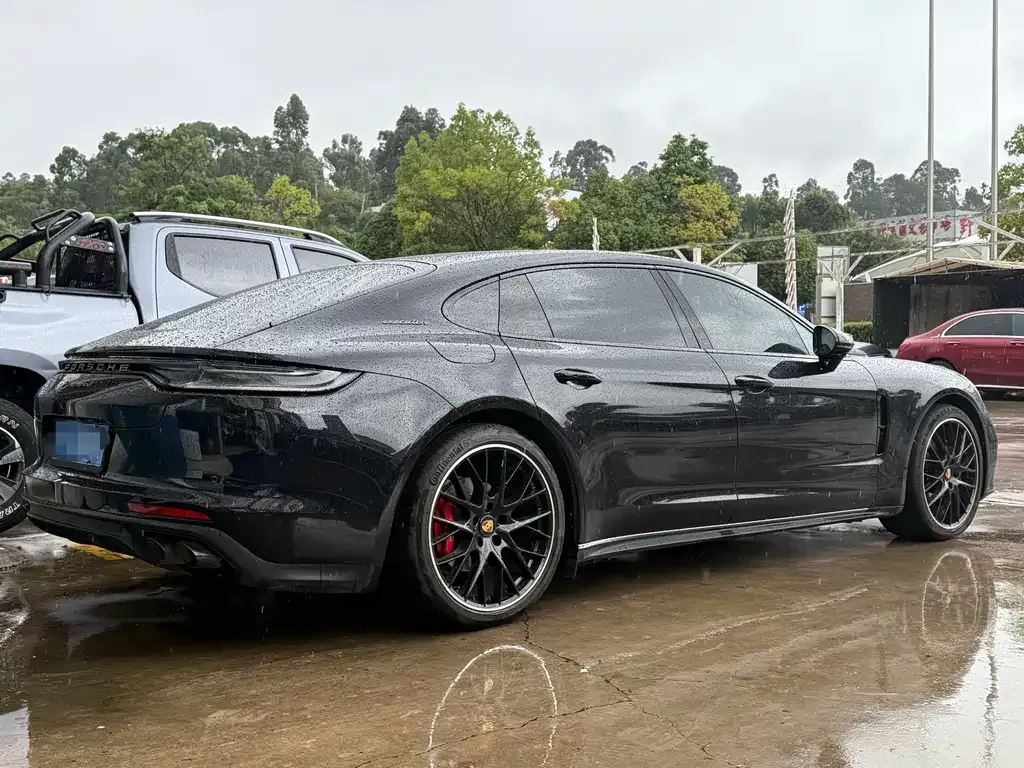 Porsche Panamera 2023 из CN, фото 3