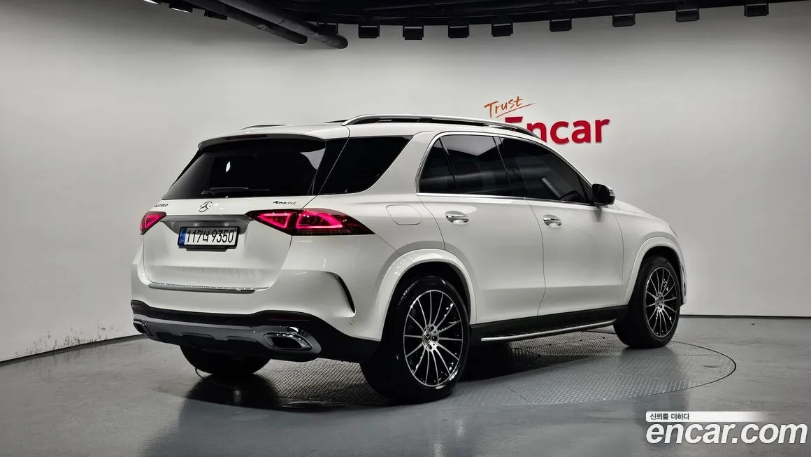 Mercedes-Benz GLE-Class — фото 2