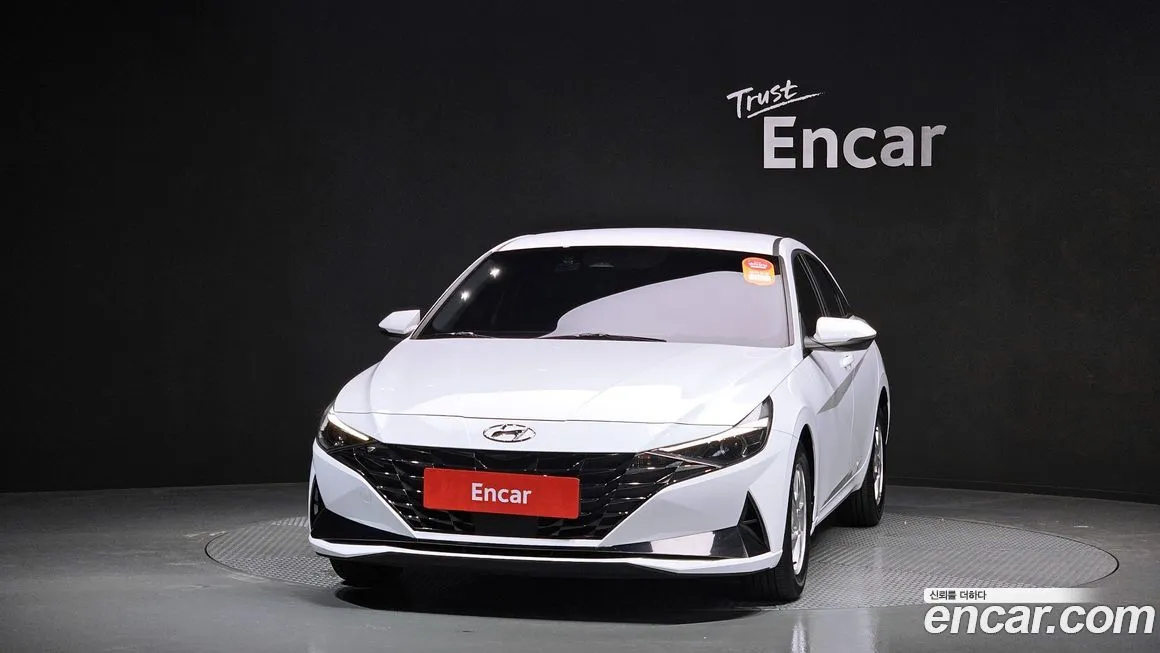 Hyundai AVANTE — фото 3