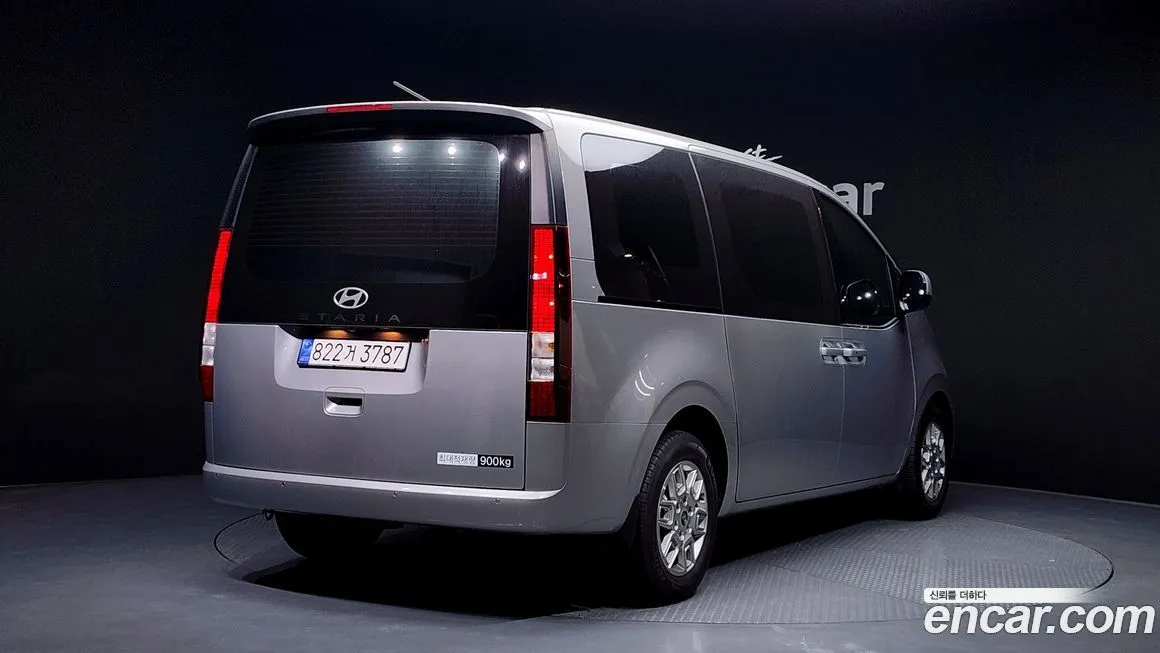 Hyundai Staria — фото 2