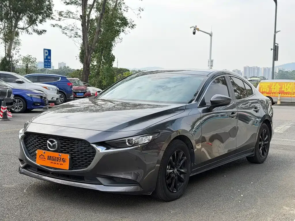 Mazda 3 Axela 2023 из CN, фото 1