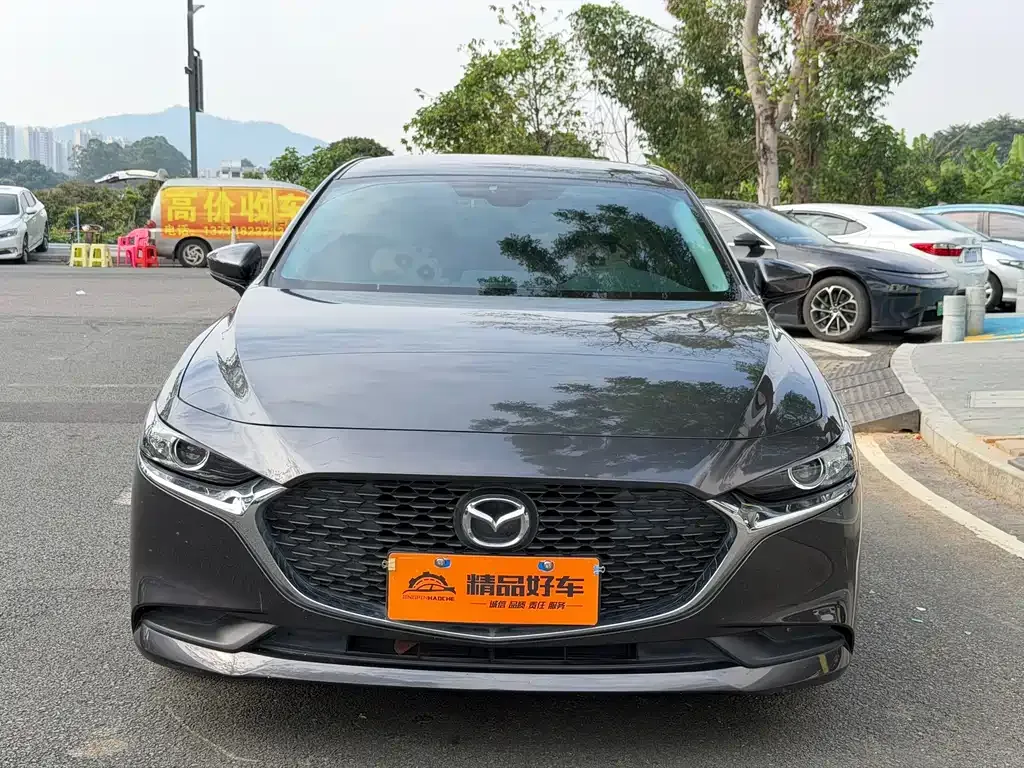 Mazda 3 Axela 2023 из CN, фото 2