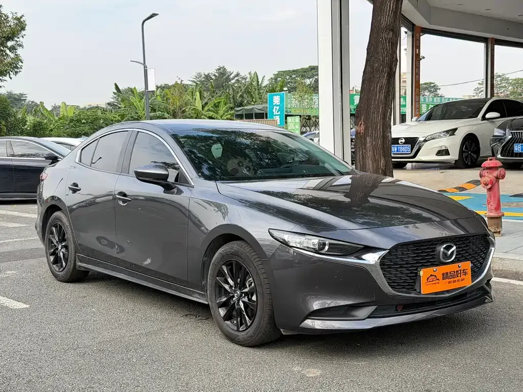 Mazda 3 Axela 2023 из CN, фото 3