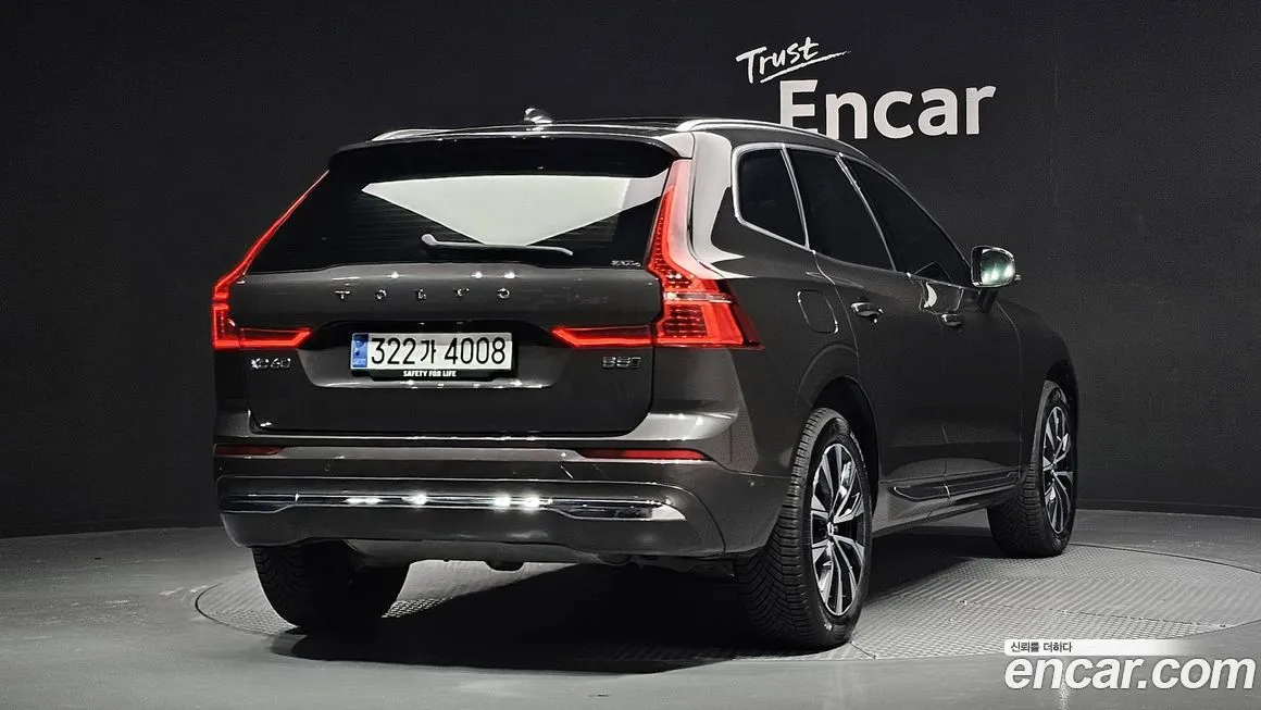 Volvo XC60 — фото 2