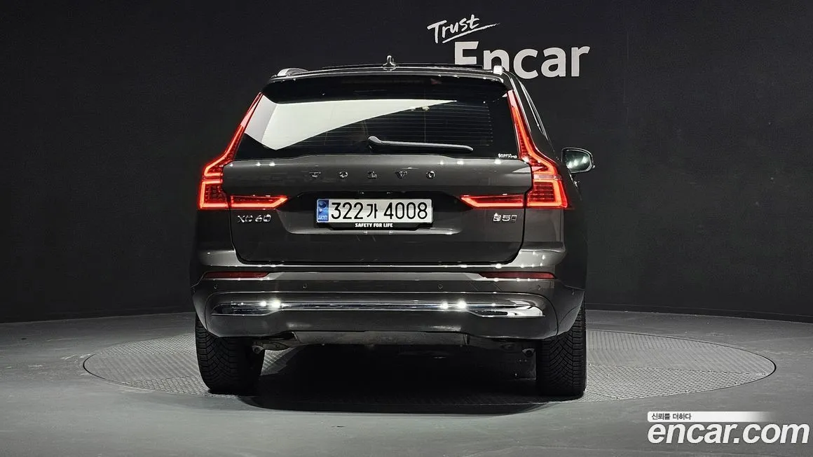 Volvo XC60 — фото 4