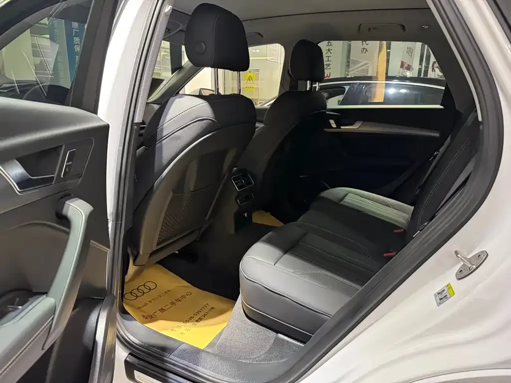 Audi Q5L 2024 из CN, фото 9