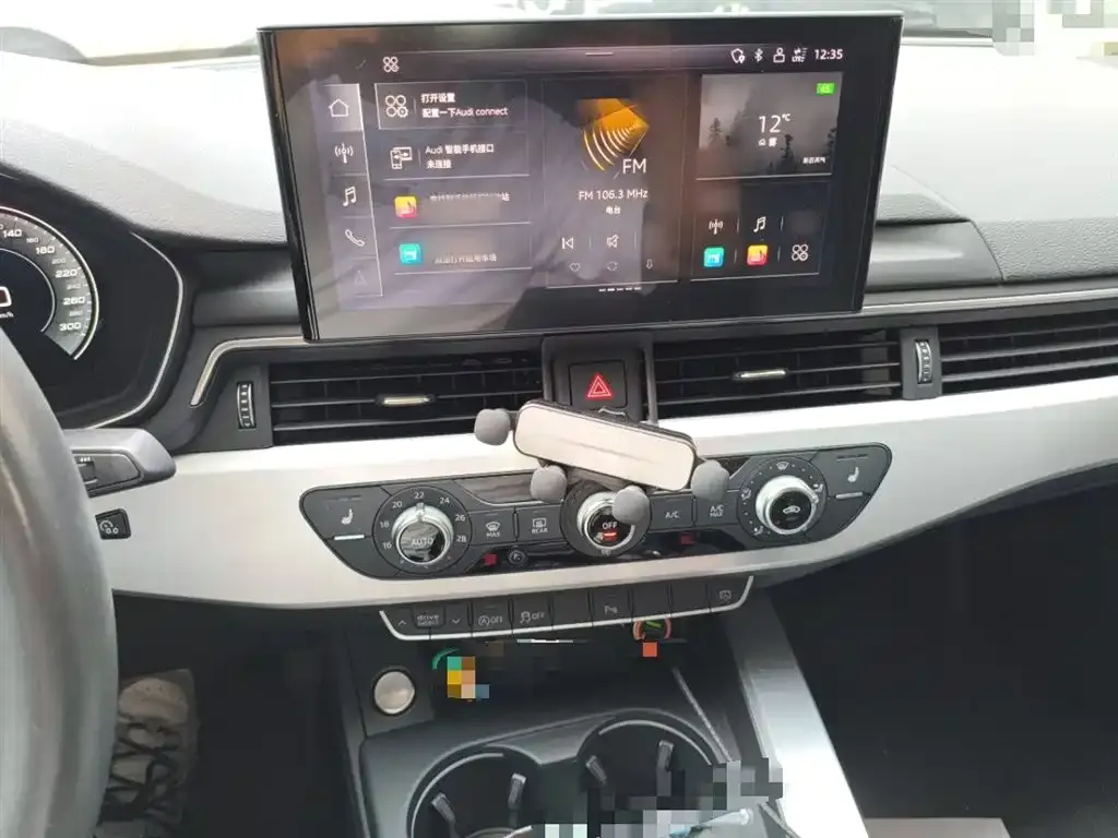 Audi A4L 2021 из CN, фото 6